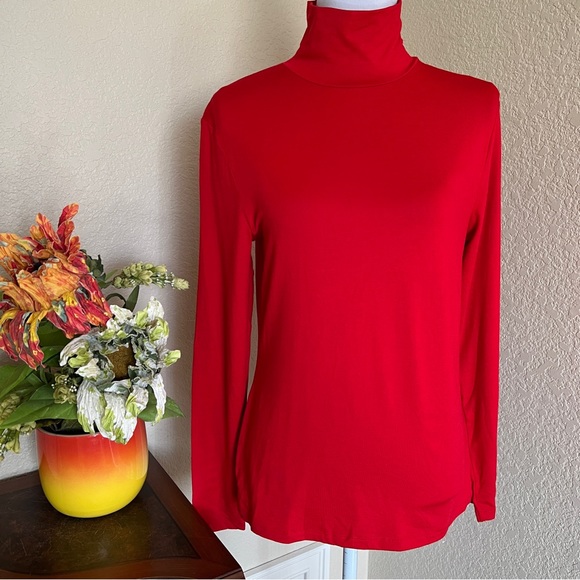 NWOT Danskin Stretch Lightweight Turtleneck - Picture 4 of 10
